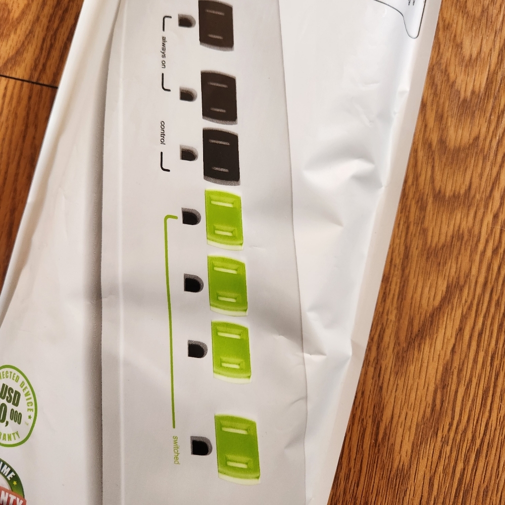 NEW Powerstrip Surge Outlet Tricklestar Electronic Protect